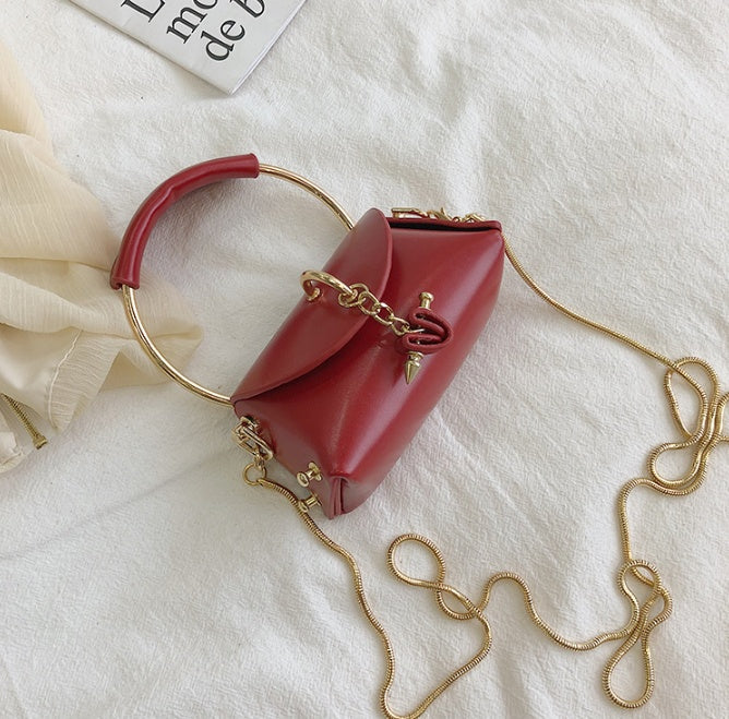 Crossbody chain coin purse kaivaro