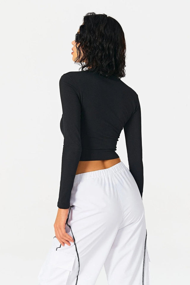 2023 Women's Contrast Line Standing Collar Knitted Shirt kairova