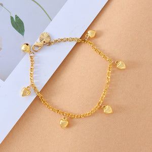Simple Heart Charm Bracelet null