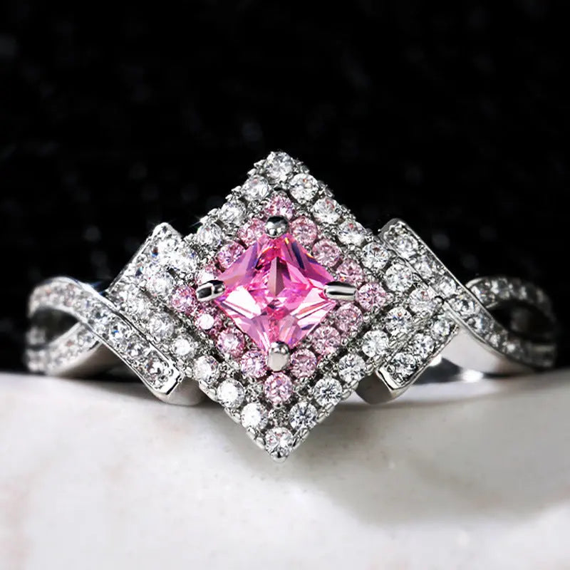 Creative Cross-wound  Diamond Zircon Ring, Versatile Jewelry null