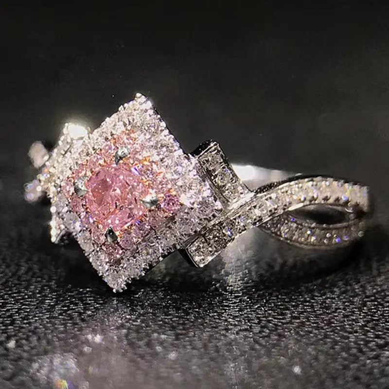 Creative Cross-wound  Diamond Zircon Ring, Versatile Jewelry null
