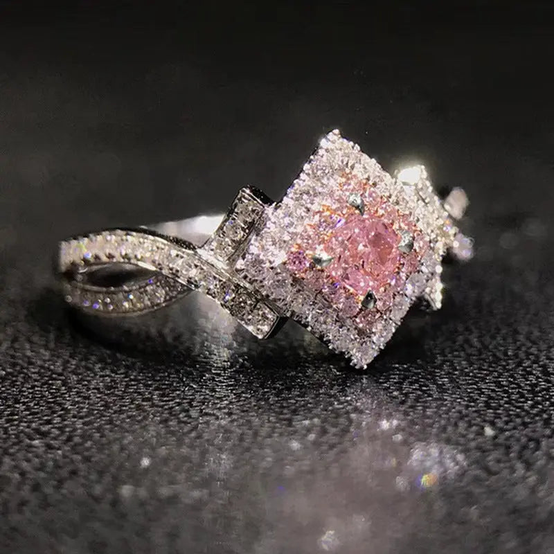Creative Cross-wound  Diamond Zircon Ring, Versatile Jewelry null