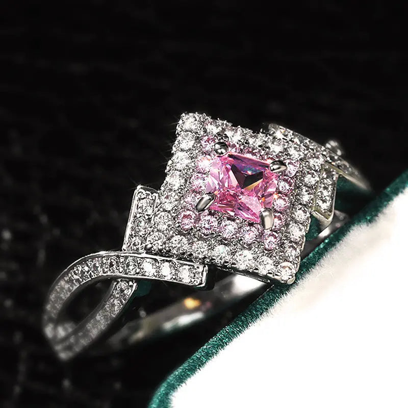 Creative Cross-wound  Diamond Zircon Ring, Versatile Jewelry null